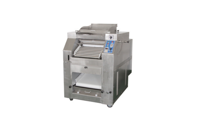 Automatic Kneading Machine